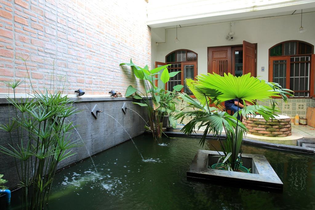 99 Oldtown Boutique Guesthouse Sha Extra Plus Phuket Bagian luar foto