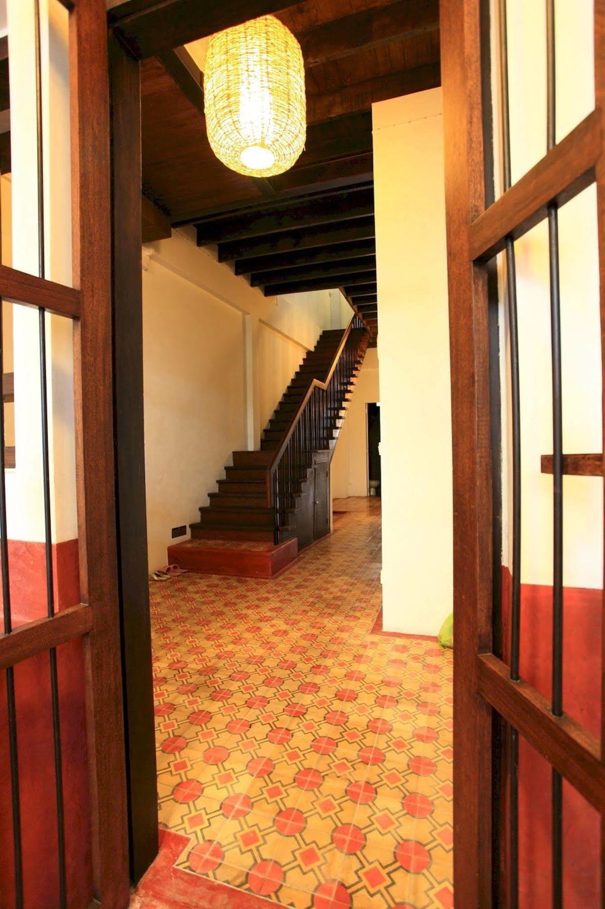 99 Oldtown Boutique Guesthouse Sha Extra Plus Phuket Bagian luar foto